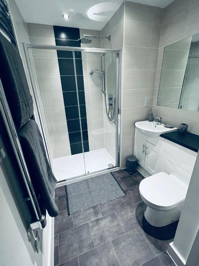Apartmán Burkhardt Hall- Parking Included- Sleeps 4 Swindon Exteriér fotografie